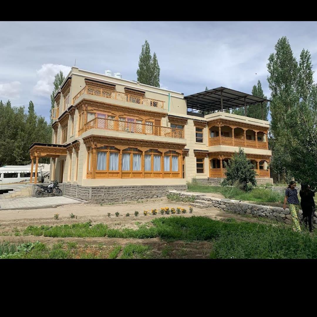 Hotel Sindhu Лех Экстерьер фото